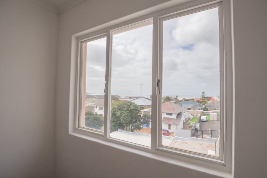 To Let 2 Bedroom Property for Rent in Fish Hoek Western Cape